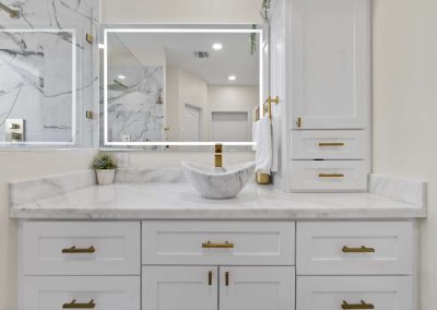 Luxurious Master Bathroom In League City, TX